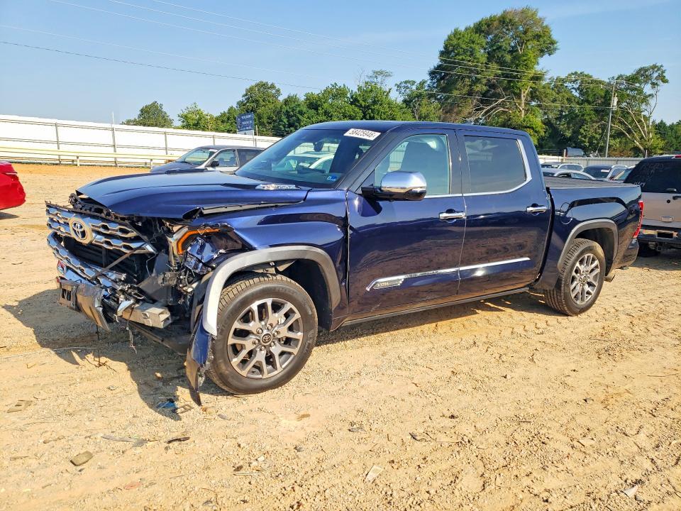2022 TOYOTA TUNDRA