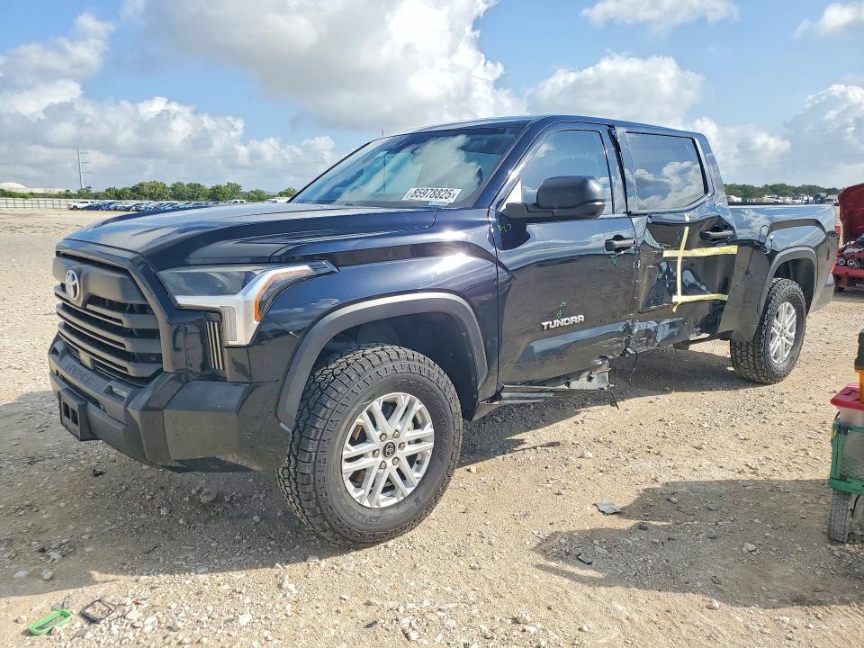 2022 TOYOTA TUNDRA