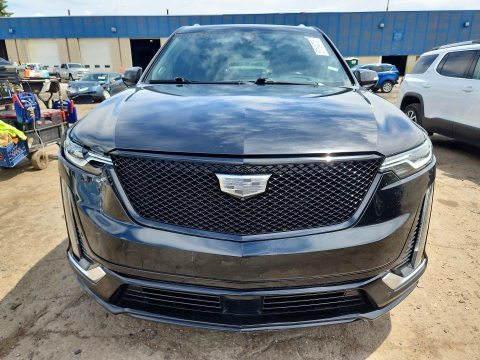 2023 CADILLAC XT6 LUXURY — Фото 5 из 13