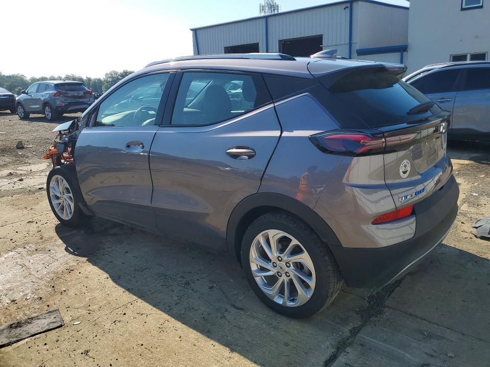 2023 CHEVROLET BOLT EUV LT — Фото 2 из 12