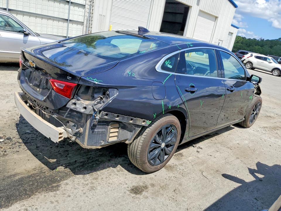 2023 CHEVROLET MALIBU LT — Фото 3 из 13