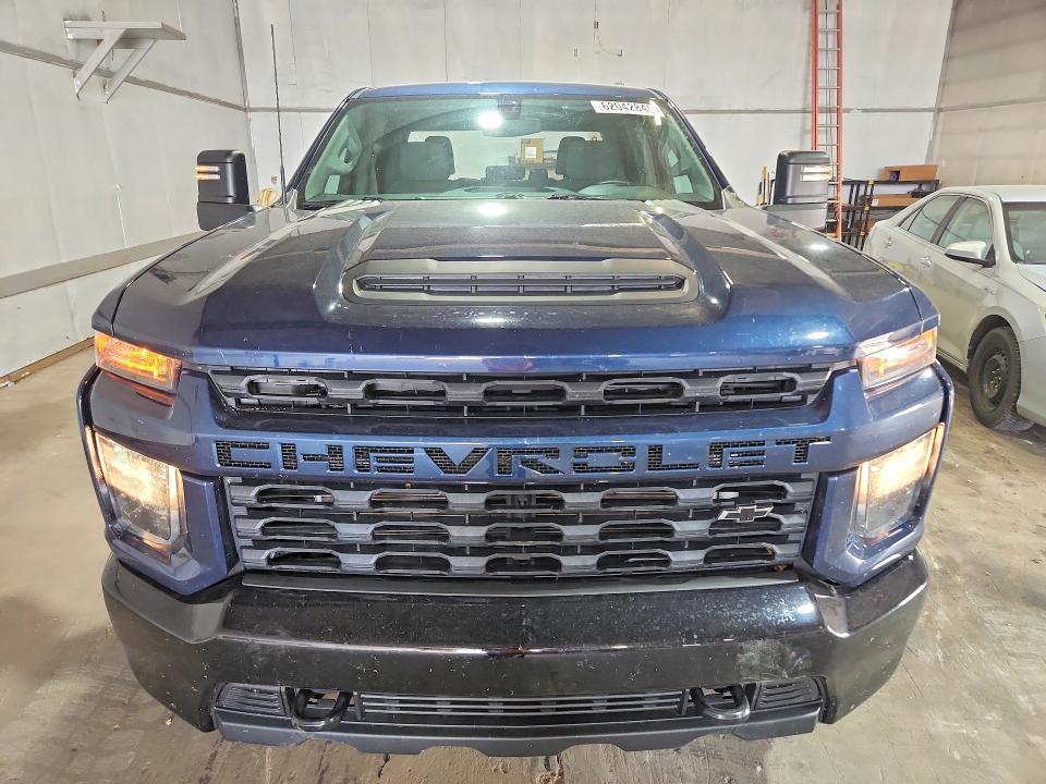2023 CHEVROLET SILVERADO K2500 CUSTOM — Фото 5 из 12
