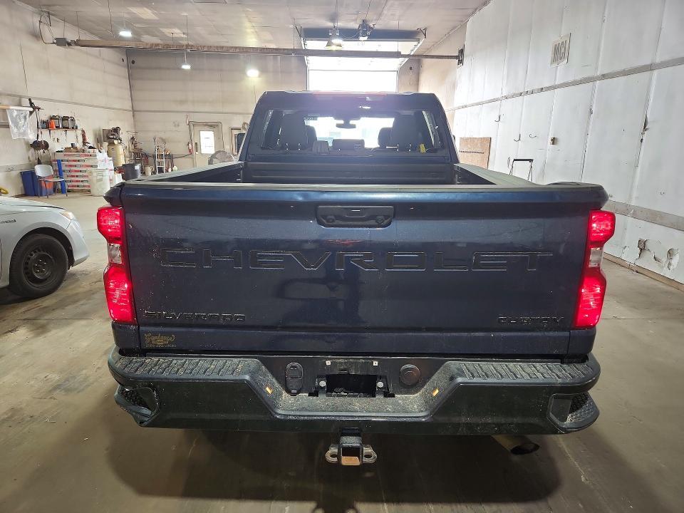 2023 CHEVROLET SILVERADO K2500 CUSTOM — Фото 6 из 12