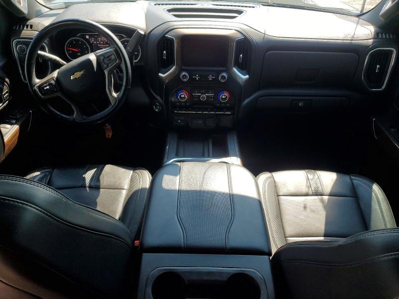 2023 CHEVROLET SILVERADO K3500 HIGH COUNTRY — Фото 8 из 13