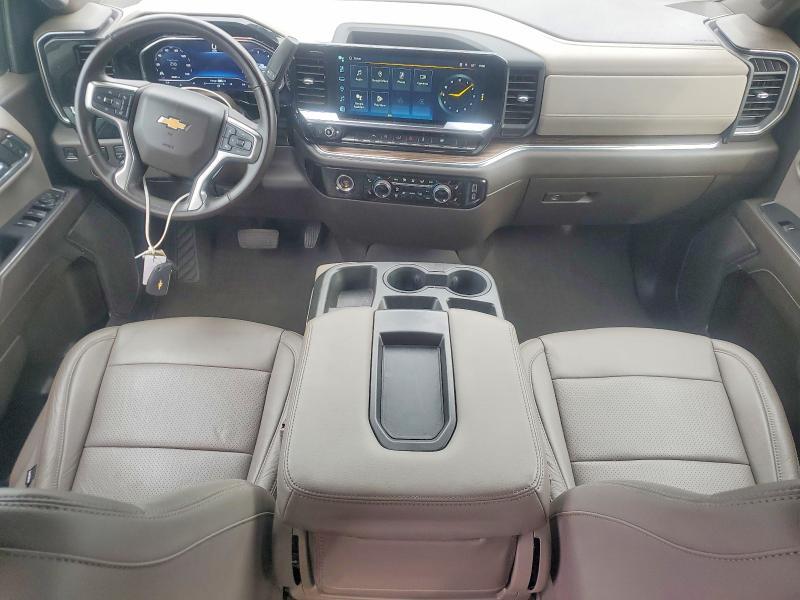2023 CHEVROLET SILVERADO C1500 LT — Фото 8 из 12