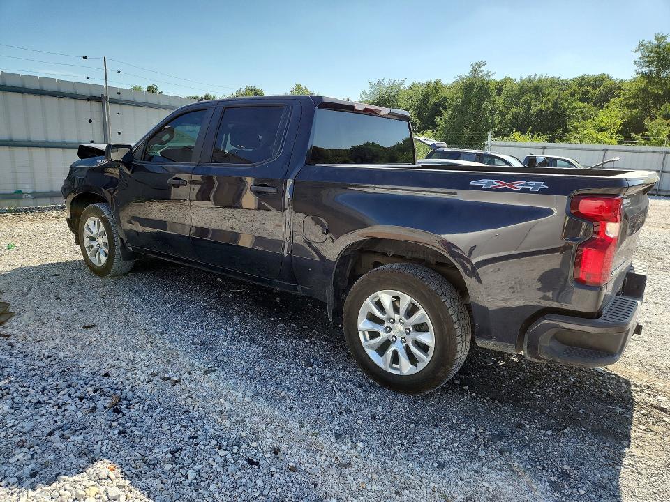 2023 CHEVROLET SILVERADO K1500 CUSTOM — Фото 2 из 12