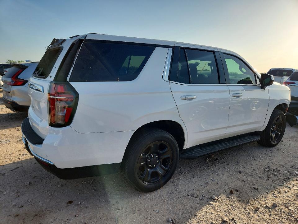 1GNSCLED2PR520582 2023 CHEVROLET TAHOE photo no. 3