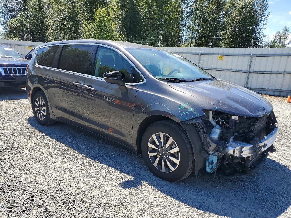 2023 CHRYSLER PACIFICA HYBRID TOURING L — Фото 4 из 14
