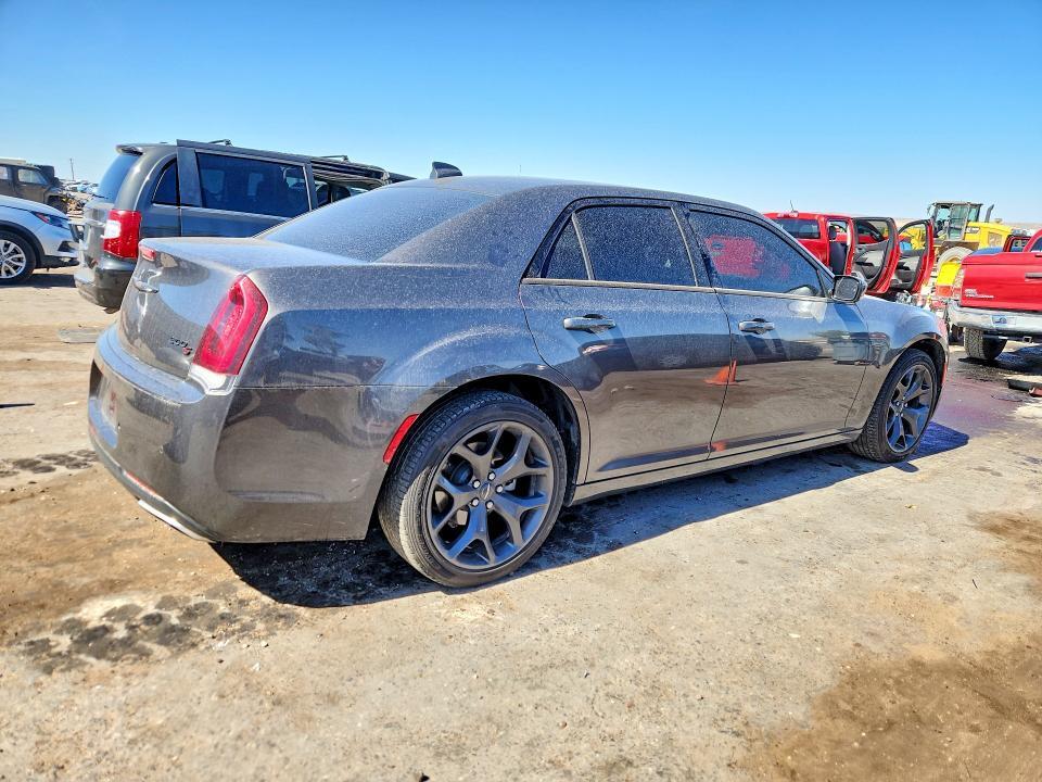 2023 CHRYSLER 300 S — Фото 3 из 12