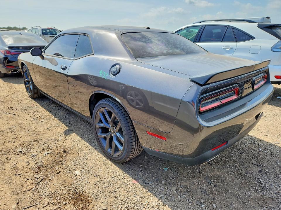 2C3CDZAG1PH571024 2023 DODGE CHALLENGER photo no. 2