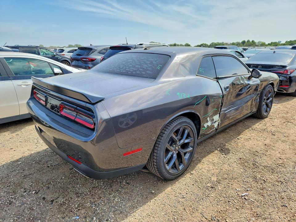 2C3CDZAG1PH571024 2023 DODGE CHALLENGER photo no. 3