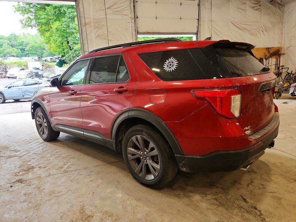 2023 FORD EXPLORER XLT — Фото 2 из 14