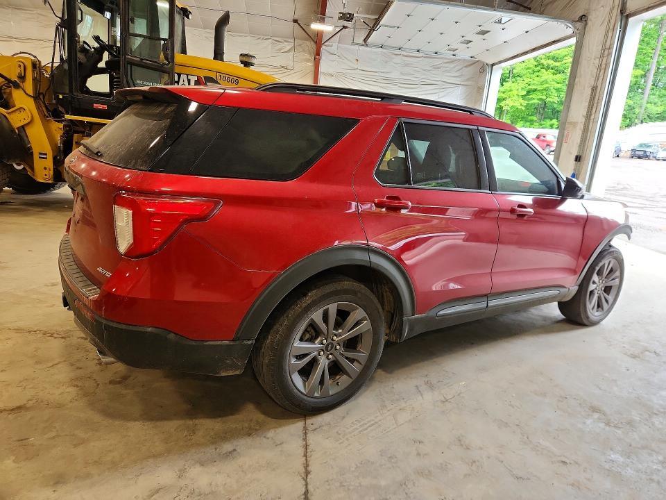 2023 FORD EXPLORER XLT — Фото 3 из 14