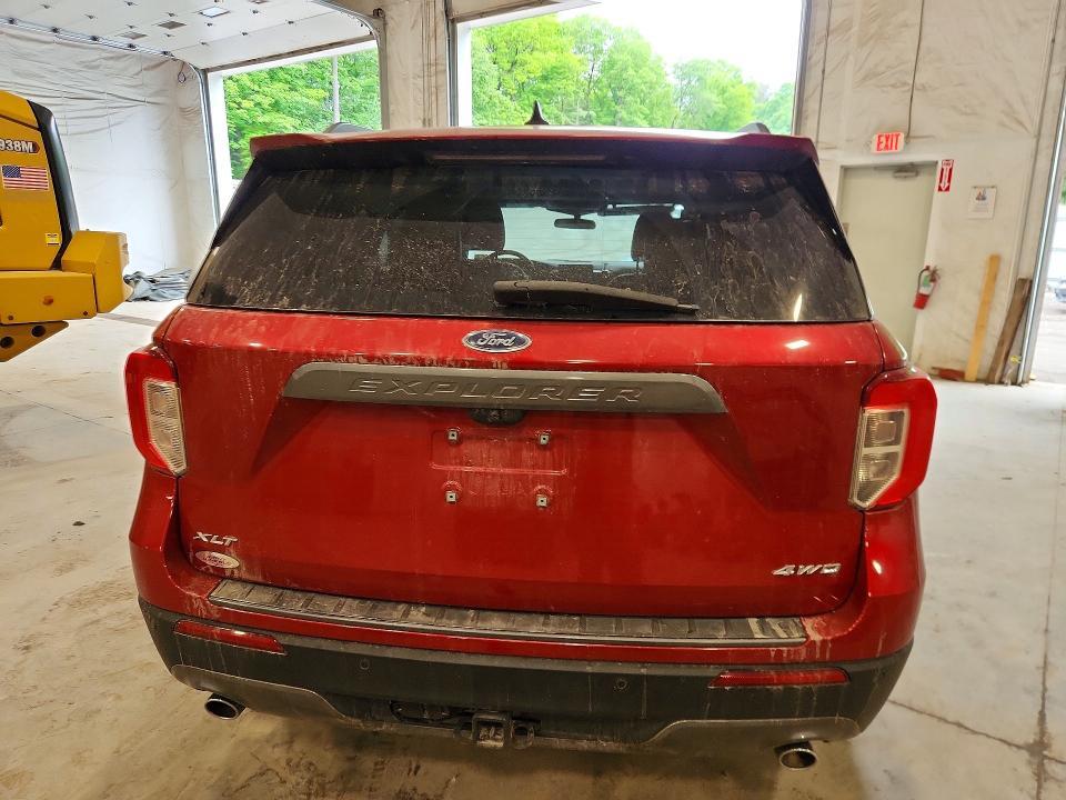 2023 FORD EXPLORER XLT — Фото 6 из 14