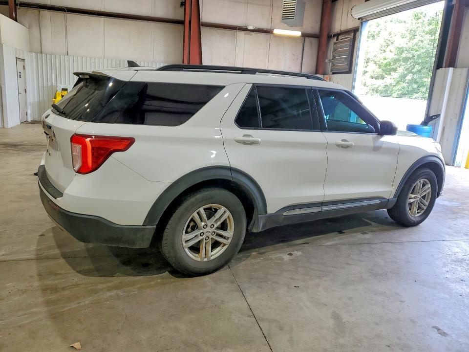 1FMSK7DH6PGB29255 2023 FORD EXPLORER photo no. 3