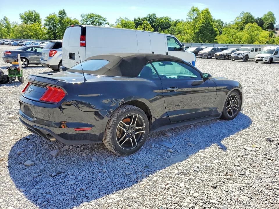 2023 FORD MUSTANG — Фото 3 из 13