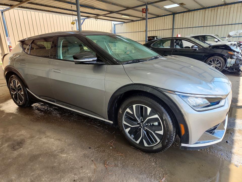 2023 KIA EV6 WIND — Фото 4 из 12