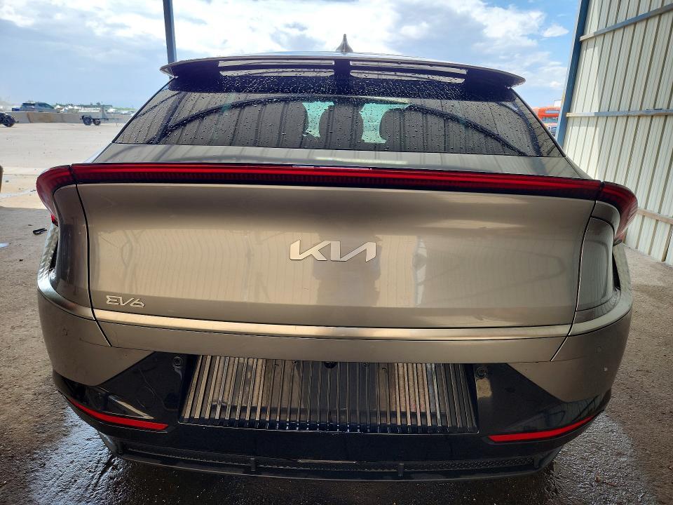 2023 KIA EV6 WIND — Фото 6 из 12