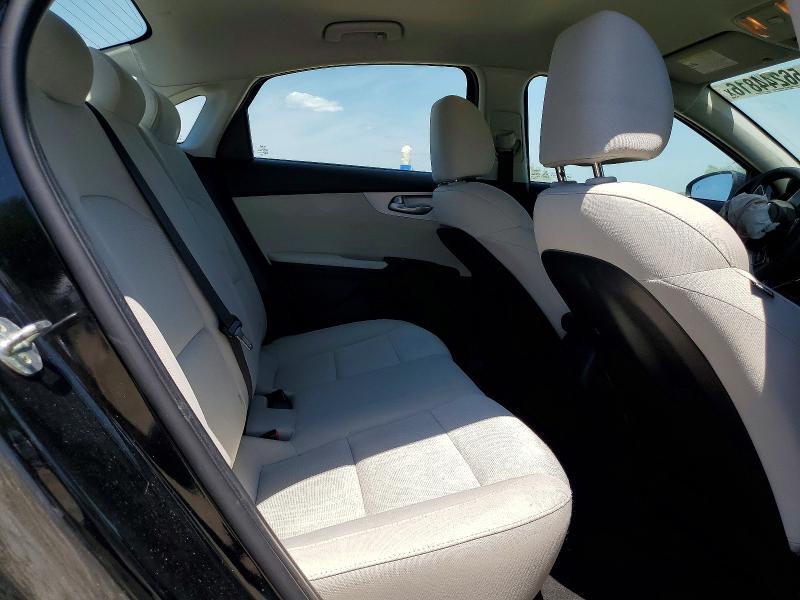 3KPF24AD2PE545597 2023 KIA FORTE photo no. 10