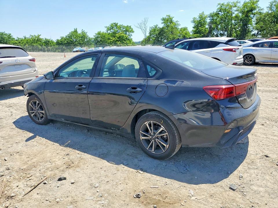 3KPF24AD2PE545597 2023 KIA FORTE photo no. 2
