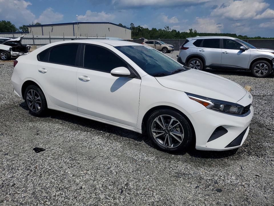 2023 KIA FORTE LXS — Фото 4 из 12