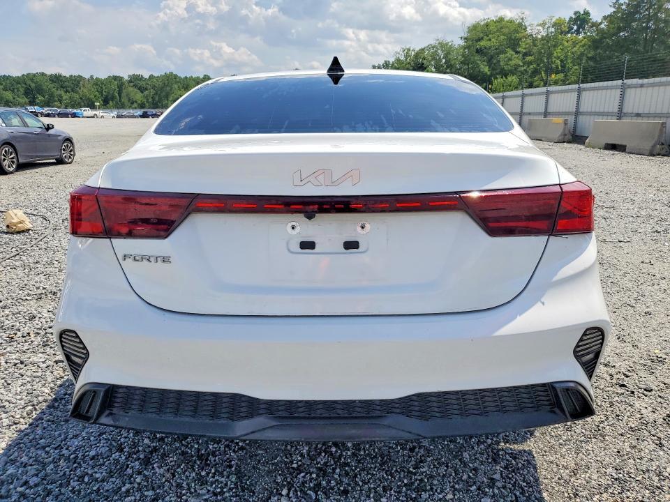 2023 KIA FORTE LXS — Фото 6 из 12