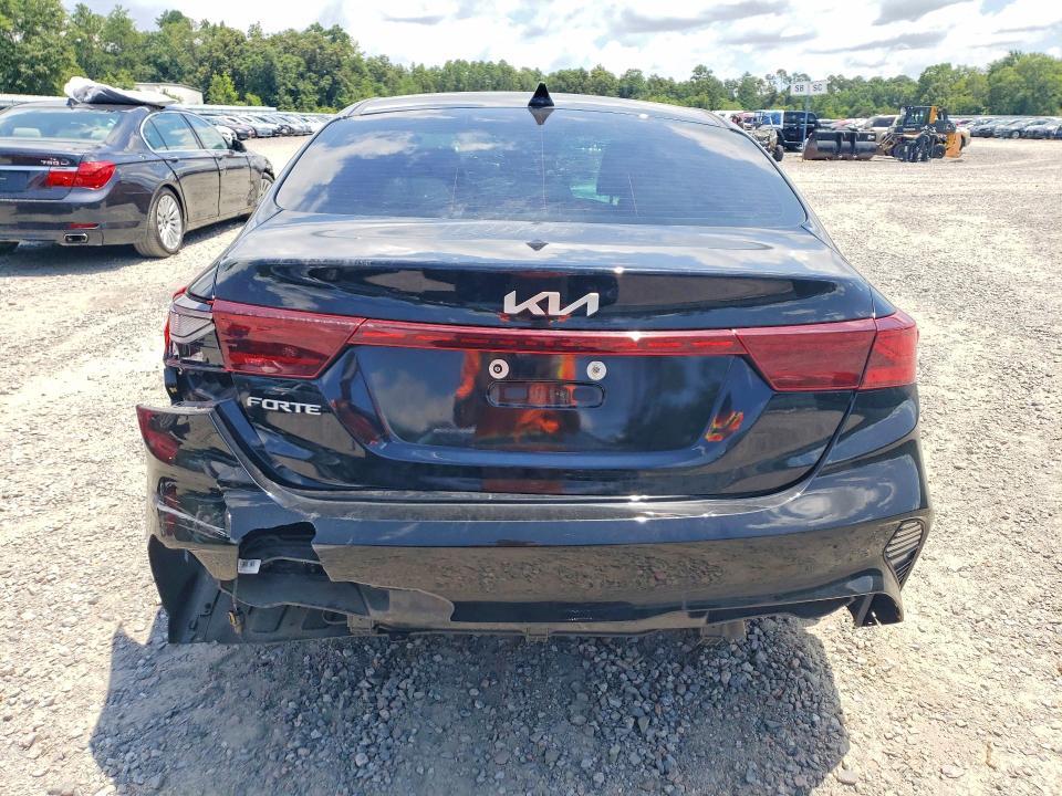 2023 KIA FORTE LXS — Фото 6 из 12