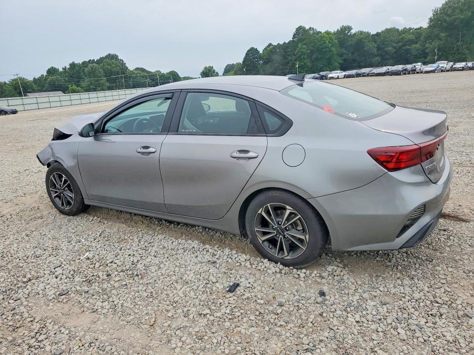 2023 KIA FORTE LXS — Фото 2 из 12
