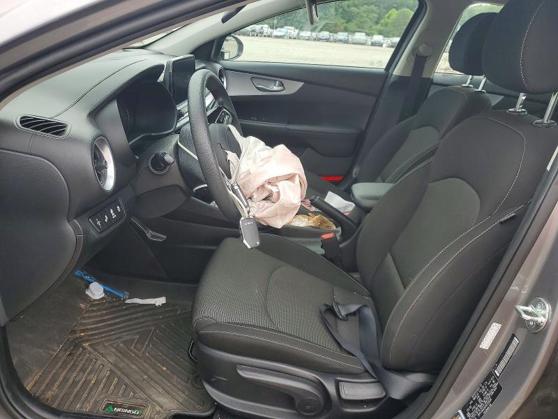 2023 KIA FORTE LXS — Фото 7 из 12