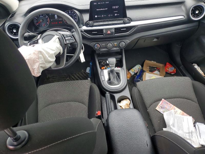 2023 KIA FORTE LXS — Фото 8 из 12