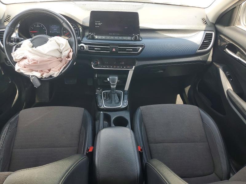 2023 KIA SELTOS S — Фото 8 из 13