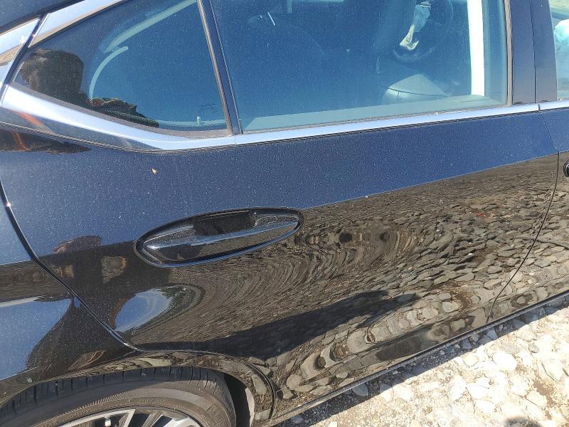 2023 LEXUS ES 300H BASE — Фото 10 из 12