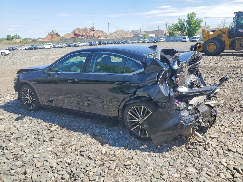 2023 LEXUS ES 300H BASE — Фото 2 из 12