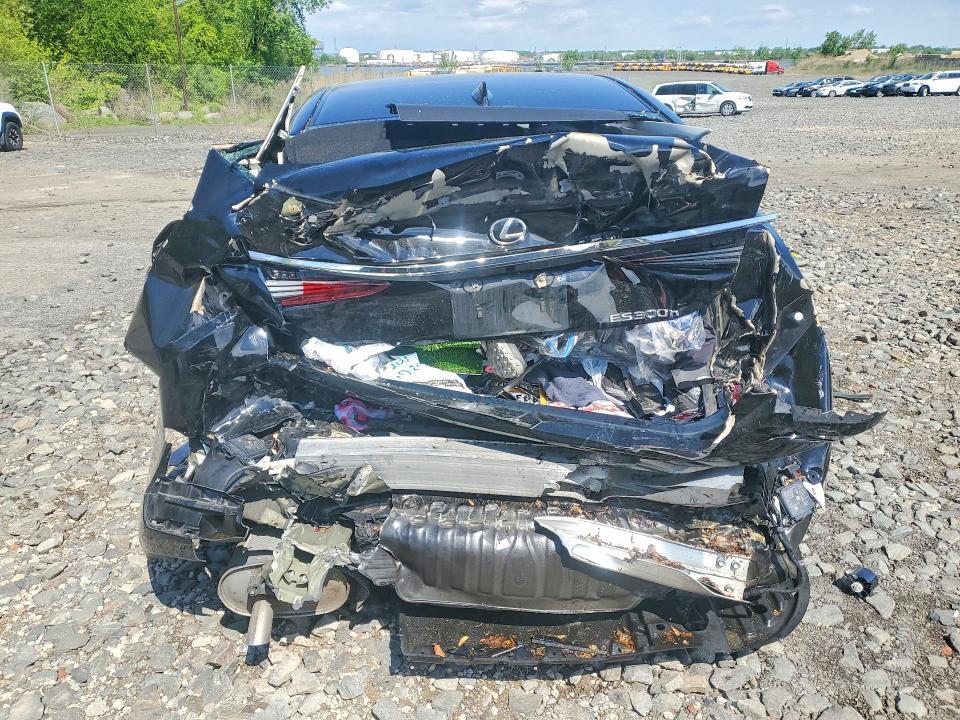 2023 LEXUS ES 300H BASE — Фото 6 из 12