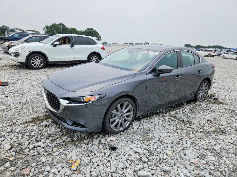 2023 MAZDA 3 PREFERRED