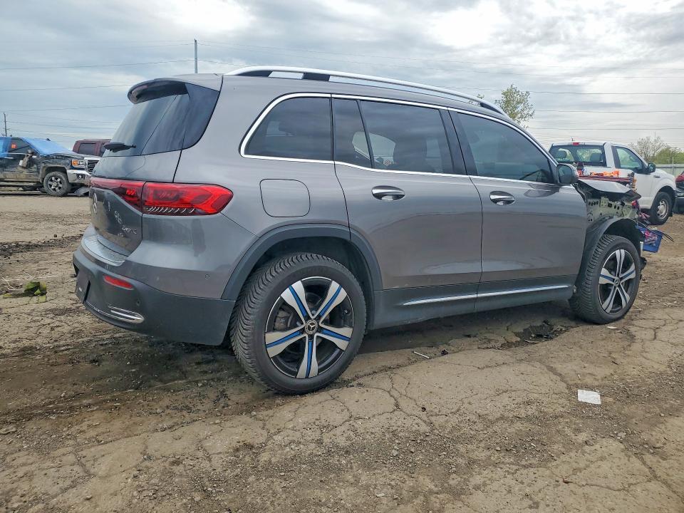 2023 MERCEDES-BENZ EQB 300 4MATIC — Фото 3 из 13