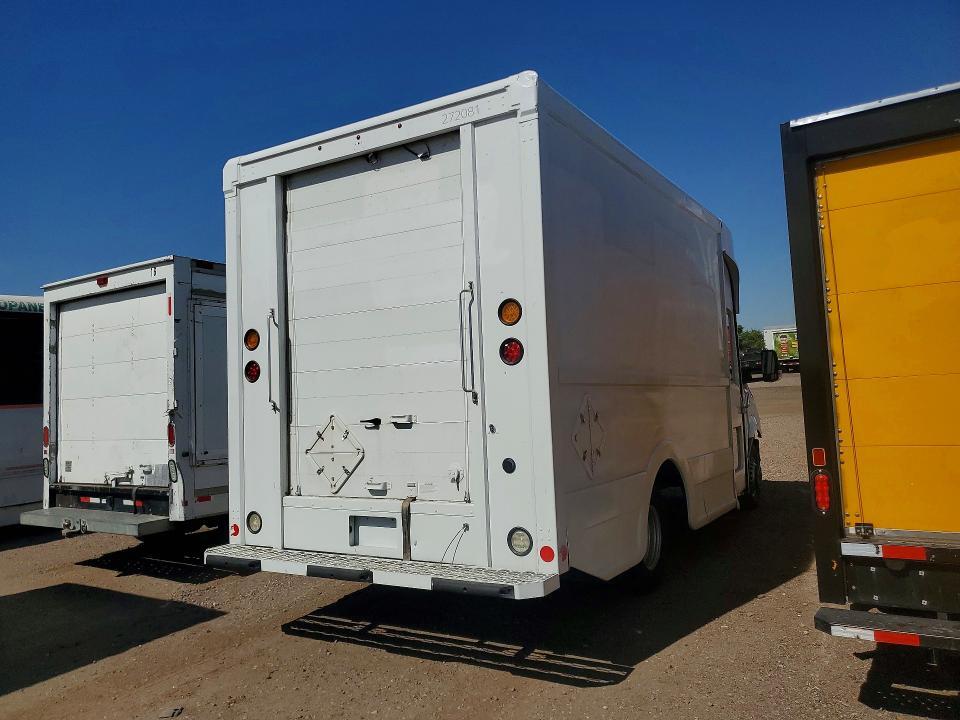 2023 MERCEDES-BENZ SPRINTER 4500 — Фото 3 из 13