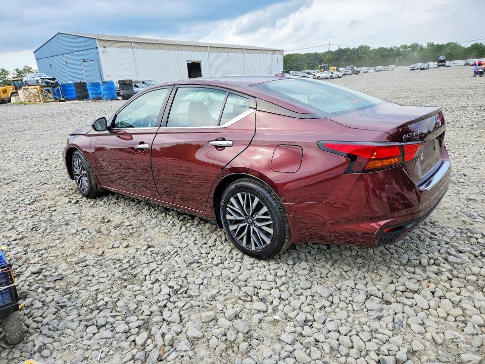 2023 NISSAN ALTIMA SV — Фото 2 из 12