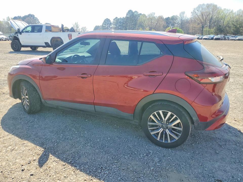 2023 NISSAN KICKS SV — Фото 2 из 13