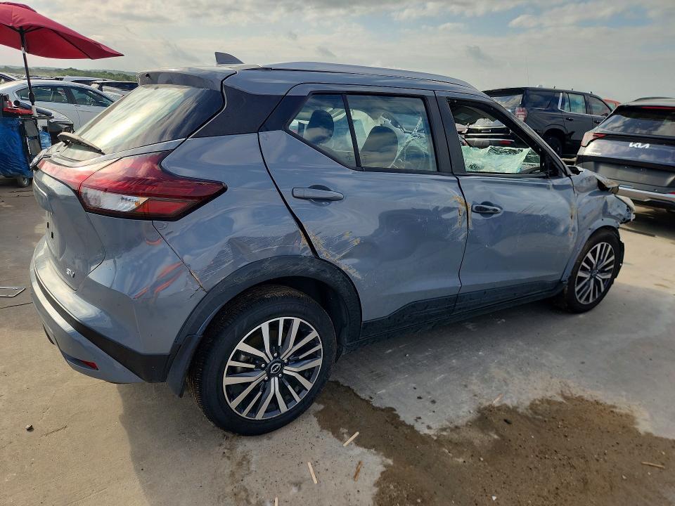 2023 NISSAN KICKS SV — Фото 3 из 13