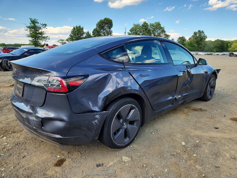 2023 TESLA MODEL 3 — Фото 3 из 13