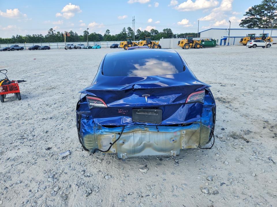 2023 TESLA MODEL 3 — Фото 6 из 12