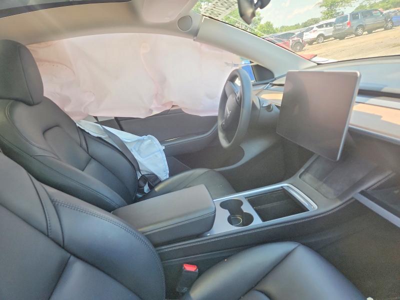2023 TESLA MODEL Y — Фото 9 из 12