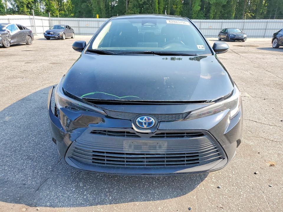 2023 TOYOTA COROLLA HYBRID LE — Фото 5 из 12