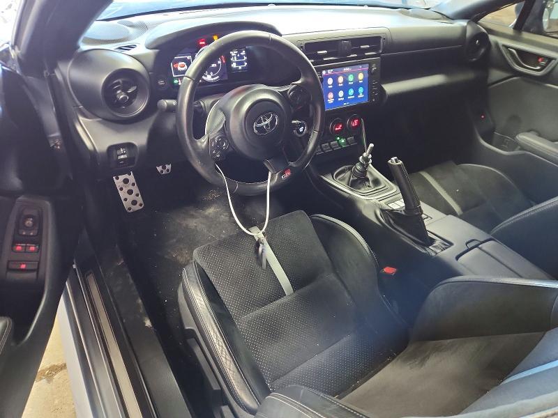 2023 TOYOTA GR 86 PREMIUM — Фото 8 из 13