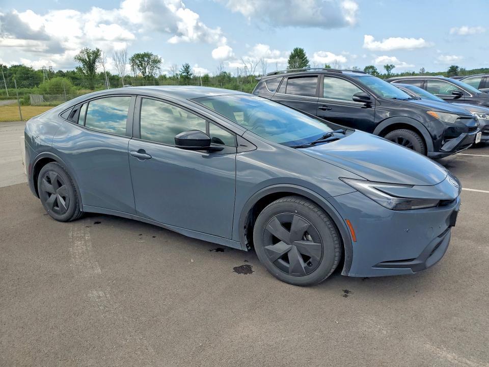 2023 TOYOTA PRIUS LE — Фото 4 из 13