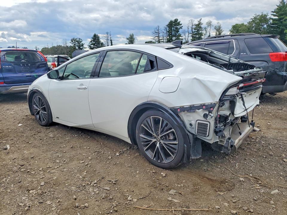2023 TOYOTA PRIUS XLE — Фото 2 из 13