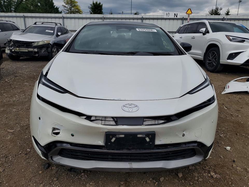 2023 TOYOTA PRIUS XLE — Фото 5 из 13