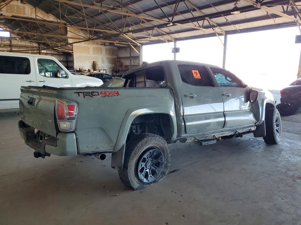2023 TOYOTA TACOMA TRD SPORT — Фото 3 из 12