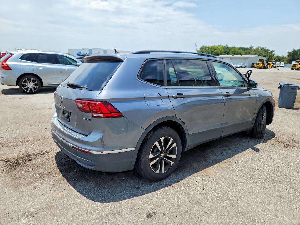 2023 VOLKSWAGEN TIGUAN S — Фото 3 из 13
